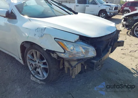 2014 Nissan Maxima 3.5 S z USA, uszkodzony, nr VIN 1N4AA5AP2EC911548